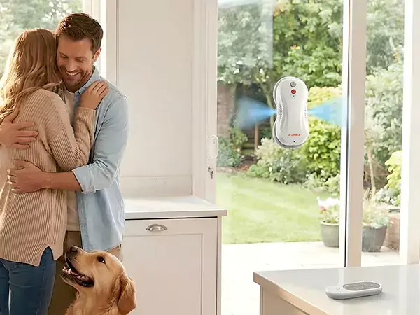 The dual water spray window cleaning robot makes it easier to keep Windows bright and clean